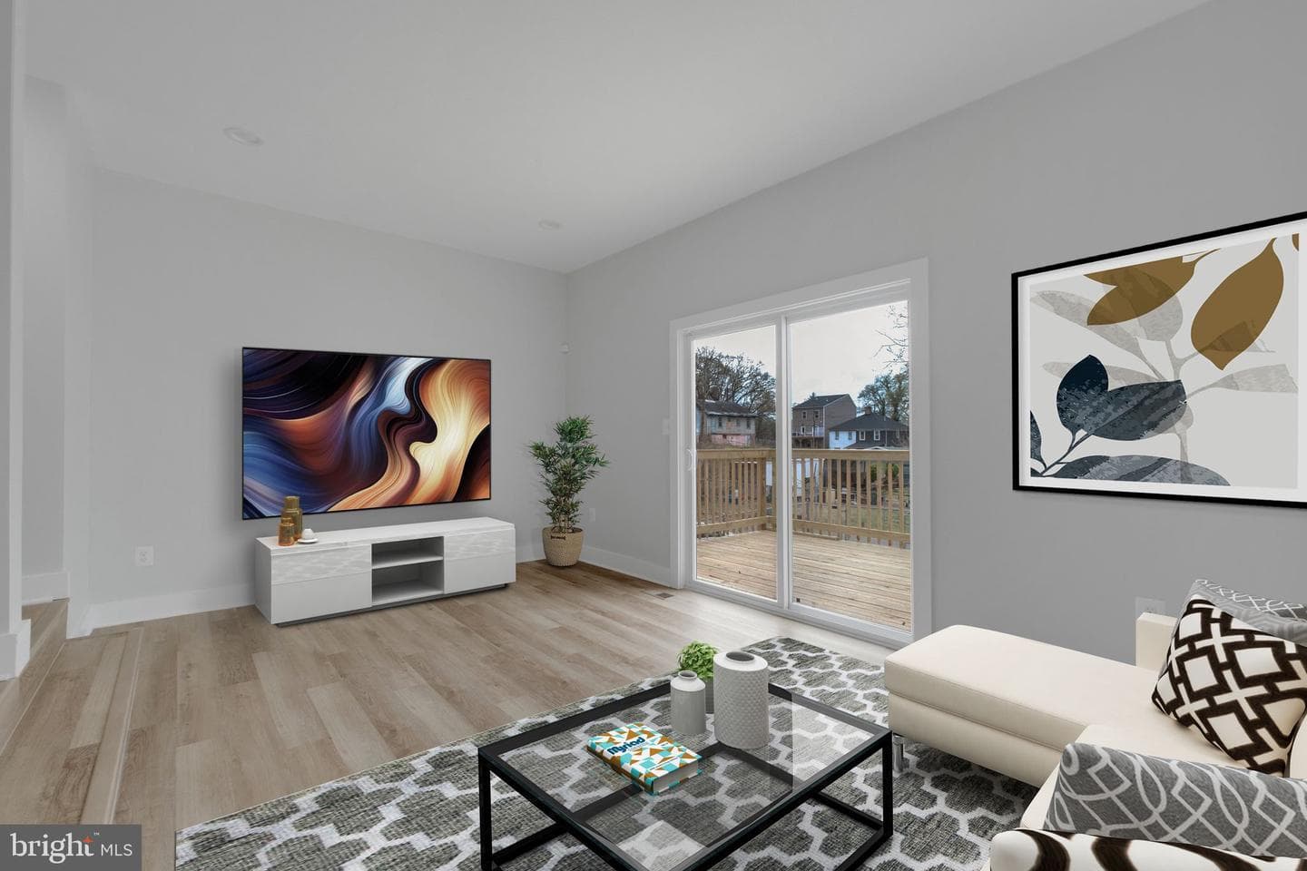 2503 Naylor Road SE photo 3