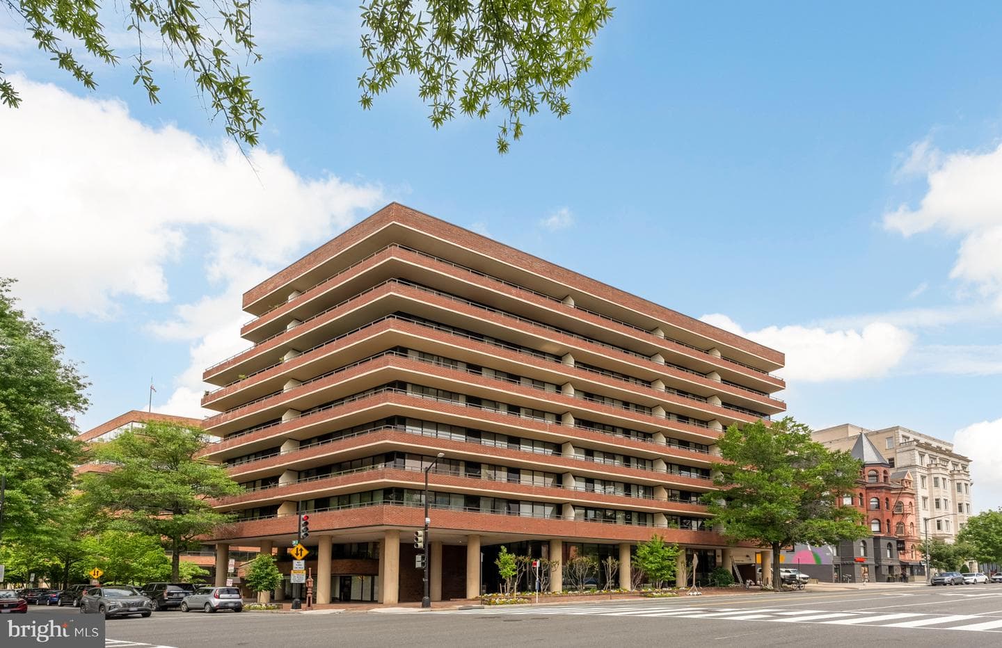 2555 Pennsylvania Avenue NW #617 & 618 photo 2
