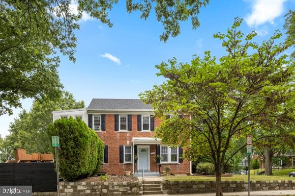1217 Varnum Street NE photo 3