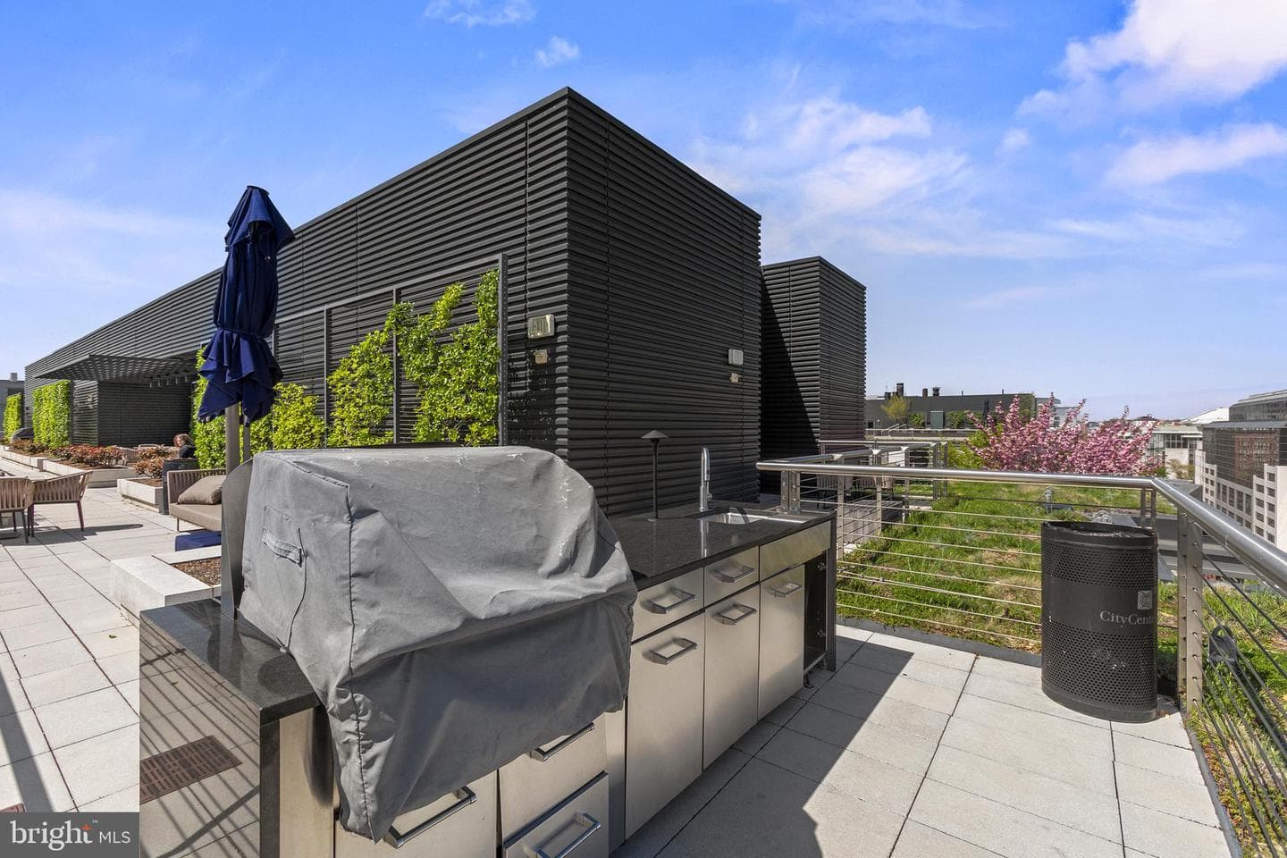 925 H Street NW #712 photo 32