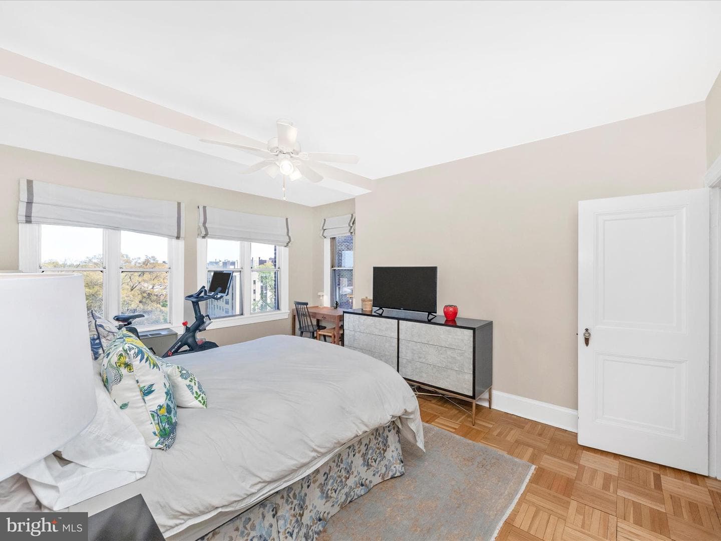 4000 Cathedral Avenue NW #706b photo 27