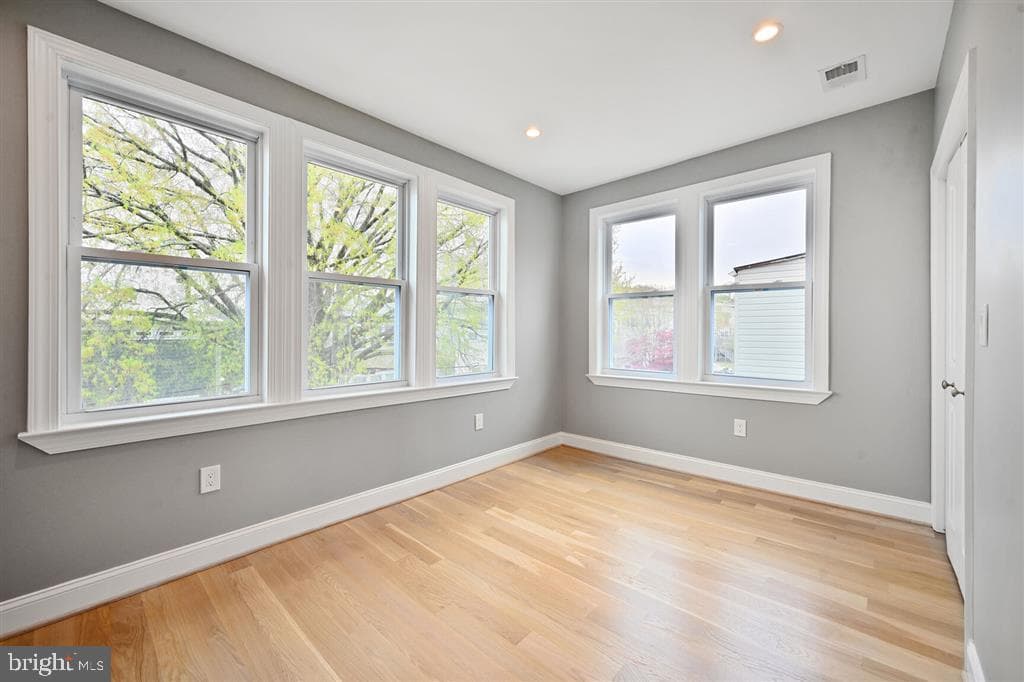 512 Peabody Street NW photo 18