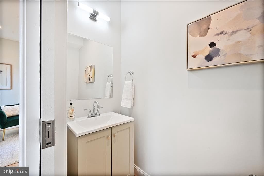 512 Peabody Street NW photo 22