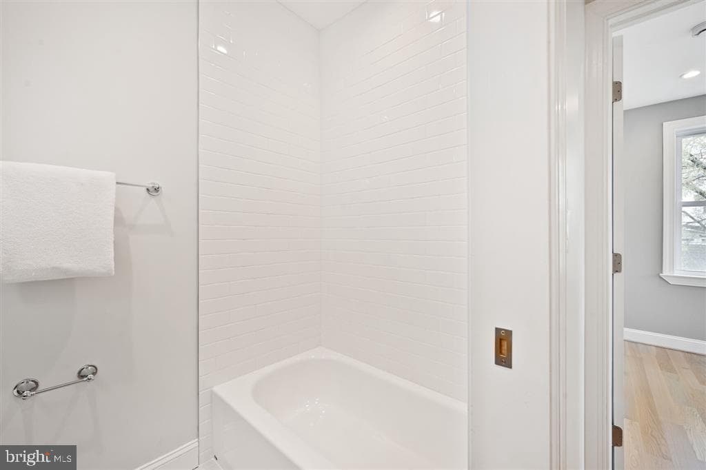 512 Peabody Street NW photo 24