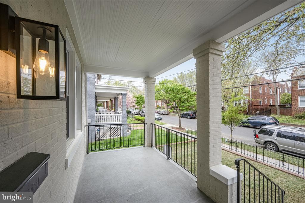 512 Peabody Street NW photo 29