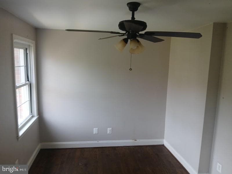 2107 Fort Davis Street SE #201 photo 9