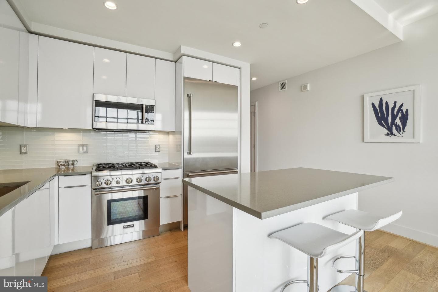 45 Sutton Square SW #602 photo 12