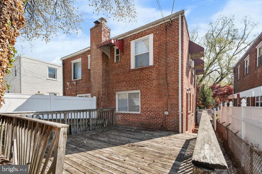 1671 Fort Dupont Street SE photo 28