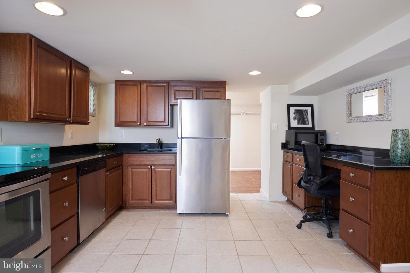 2401 Tunlaw Road NW photo 46