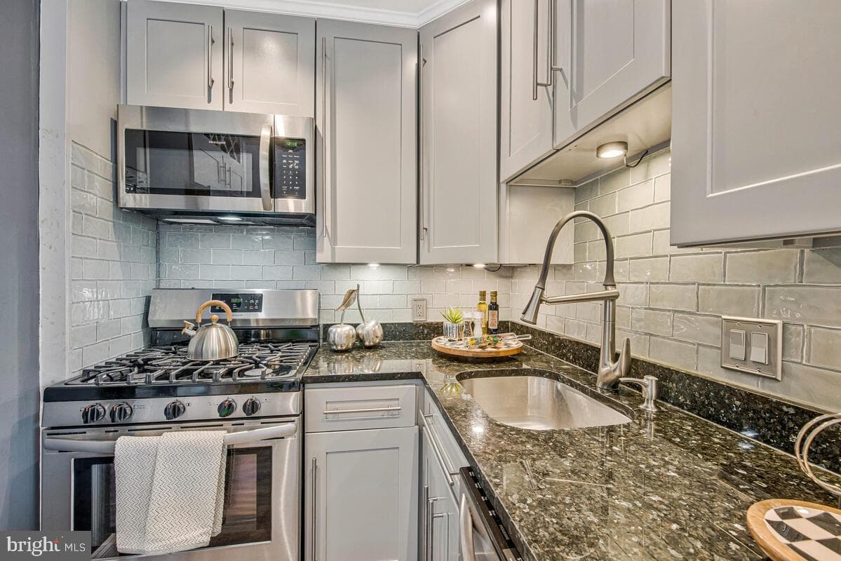 3000 7th Street NE #318 photo 11
