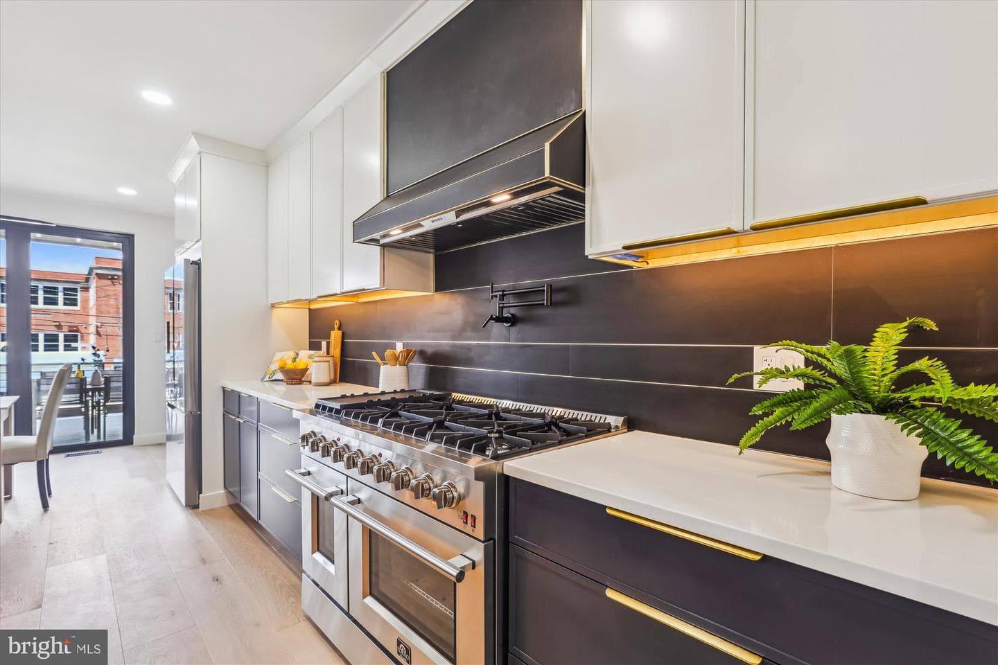 1333 Taylor Street NW photo 13