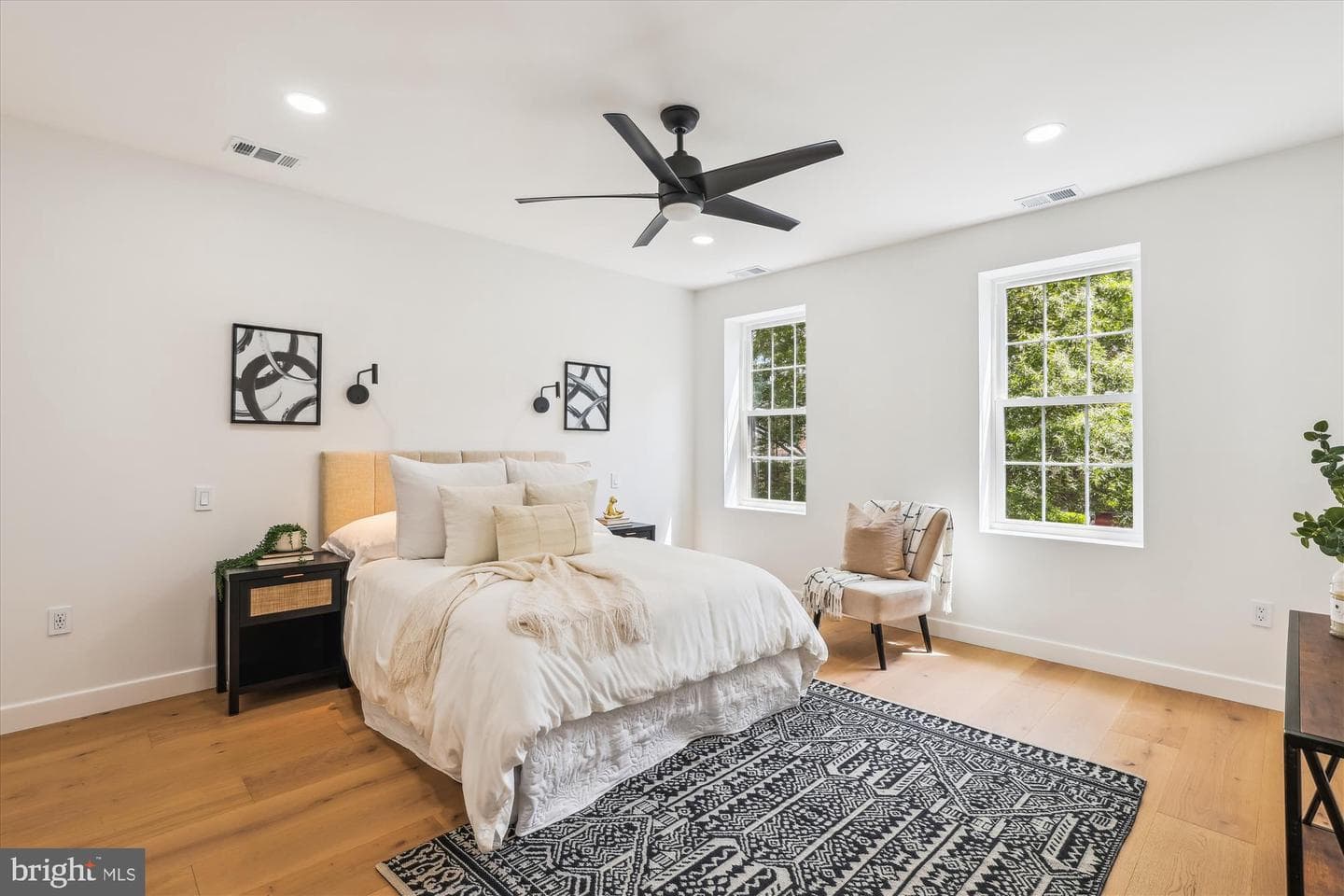 1333 Taylor Street NW photo 28