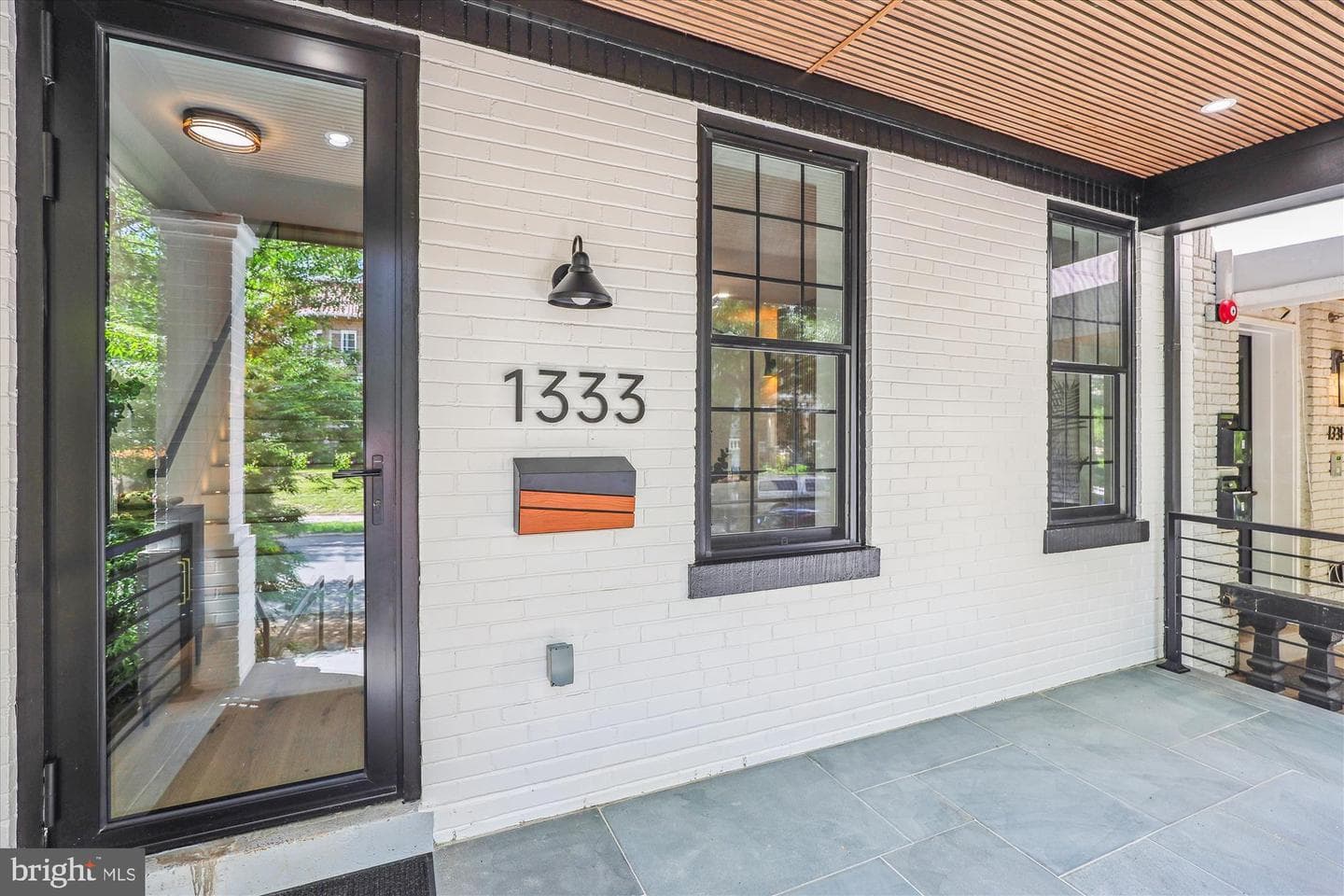 1333 Taylor Street NW photo 4