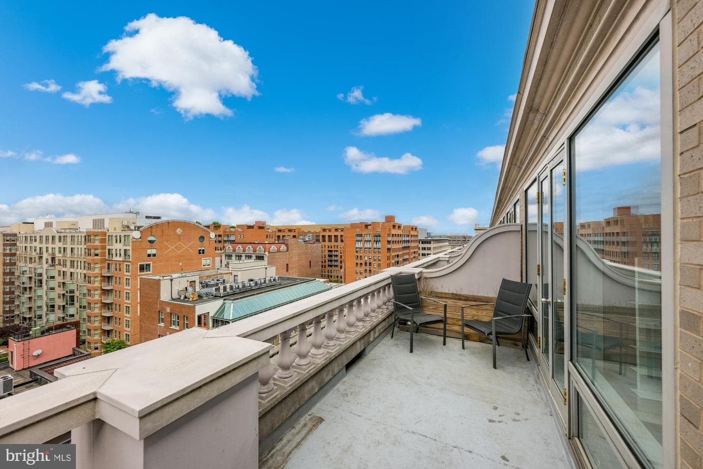 701 Pennsylvania Avenue NW #ph2 photo 7