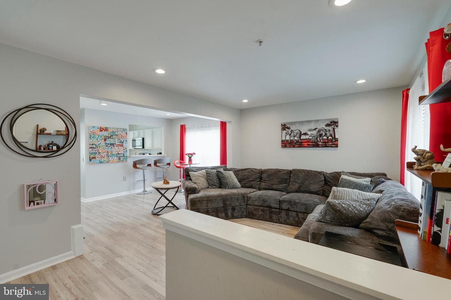310 Cape Drive SE photo 29