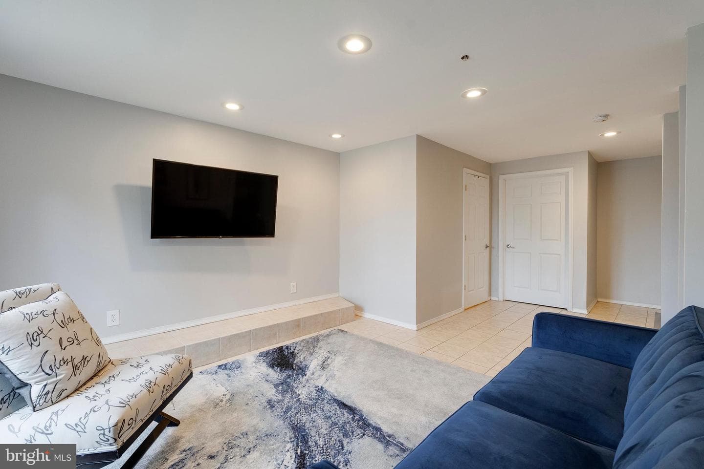 310 Cape Drive SE photo 42