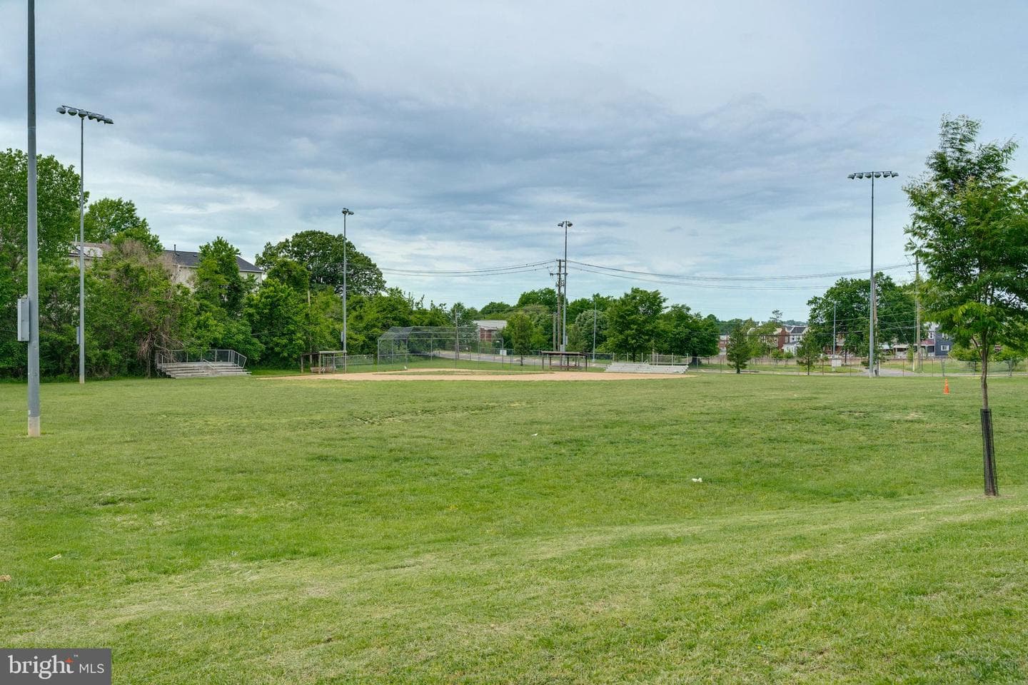 310 Cape Drive SE photo 49