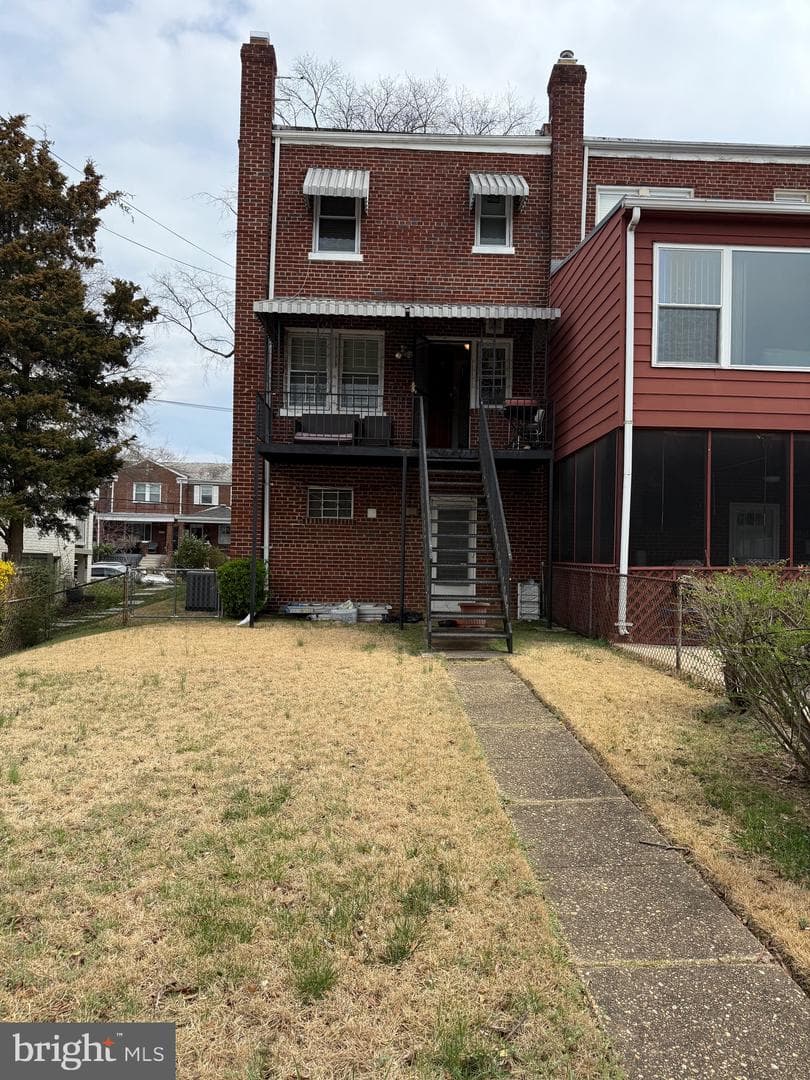 4710 12th St. NE photo 2