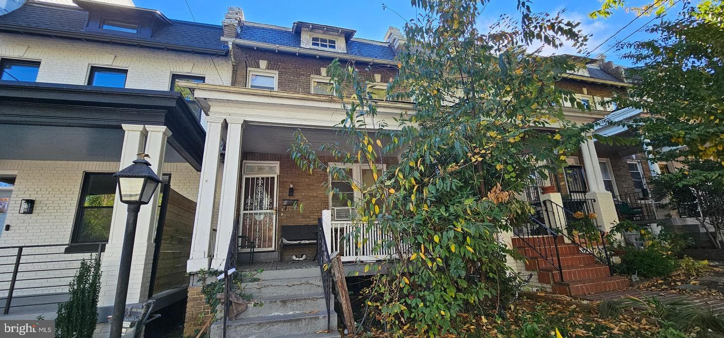 1210 Kennedy Street NW photo 1