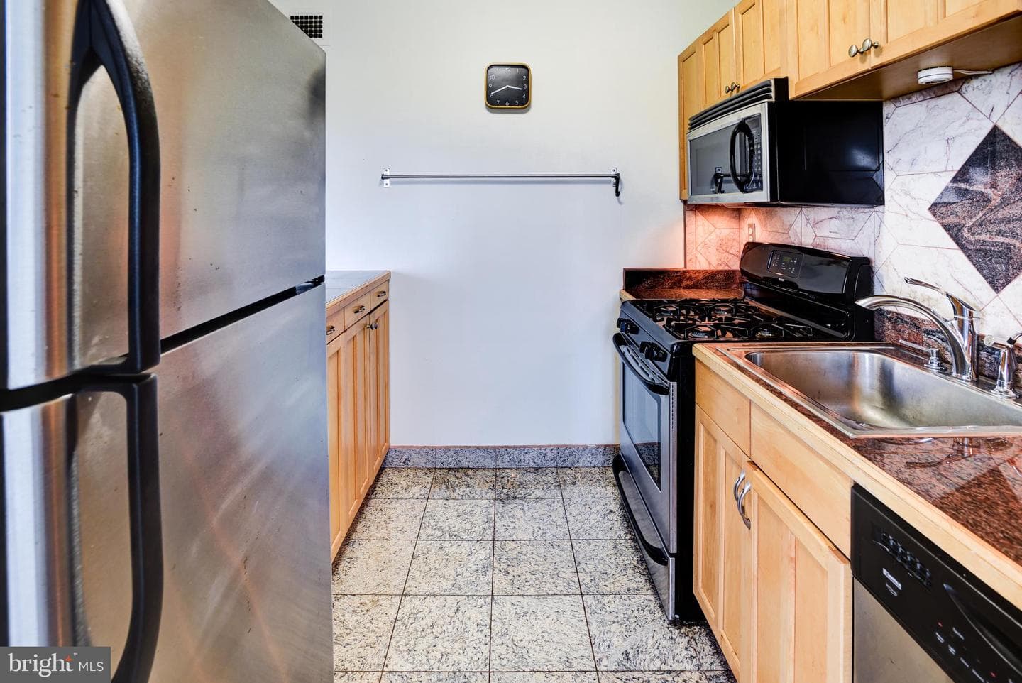 4201 Cathedral Avenue NW #1411e photo 29
