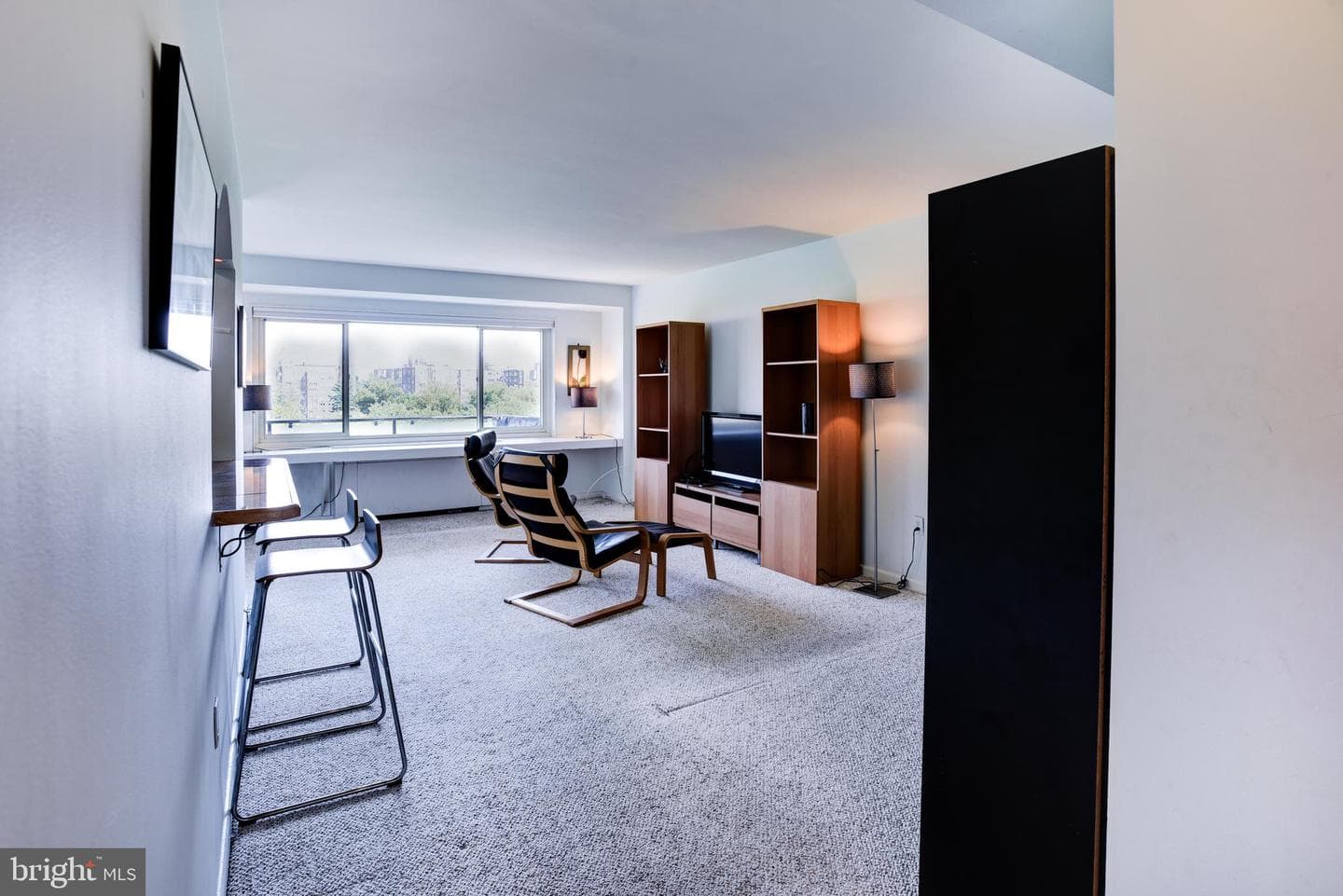 4201 Cathedral Avenue NW #1411e photo 9