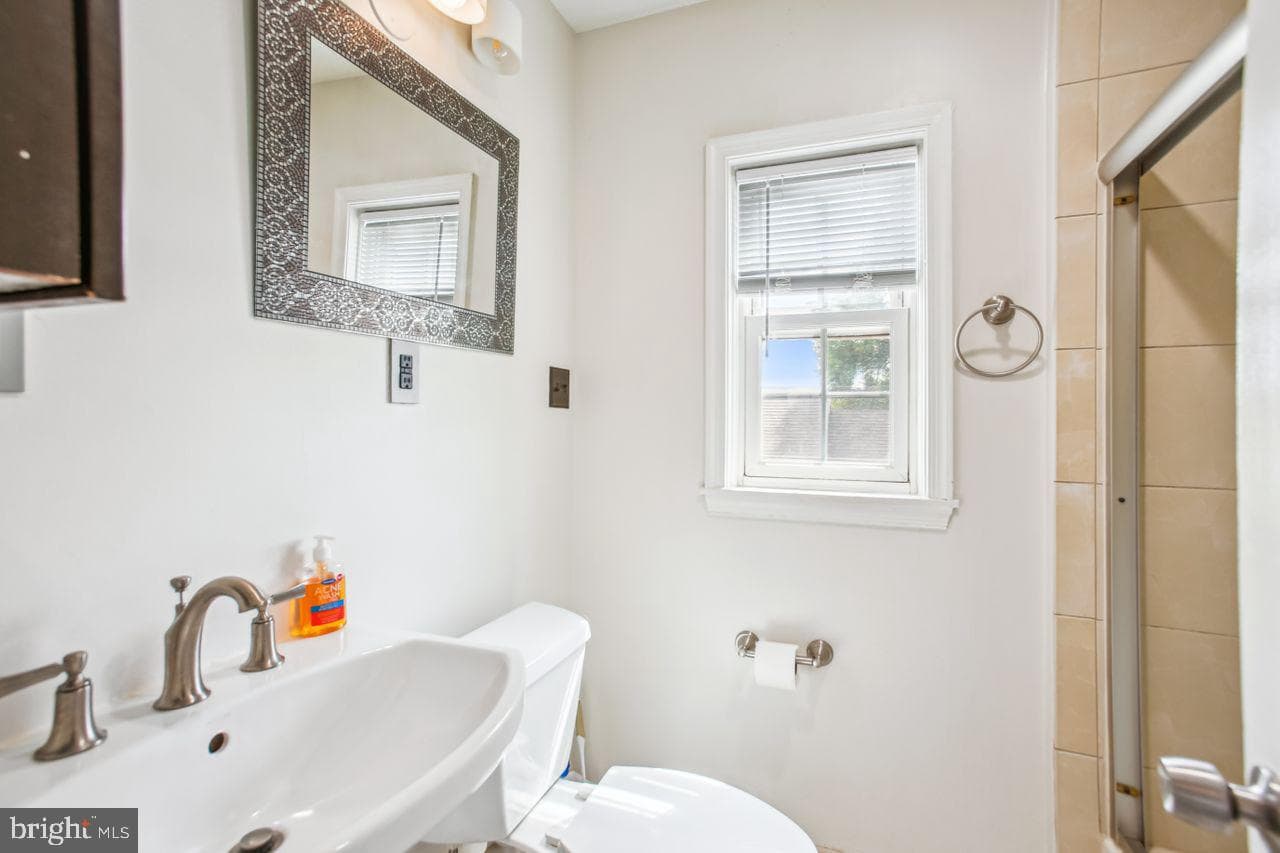 2015 37th Street SE #301 photo 23
