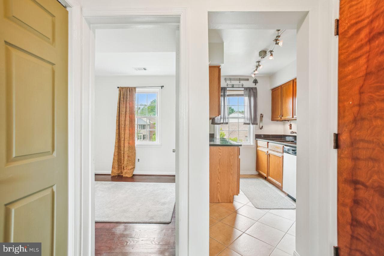 2015 37th Street SE #301 photo 3
