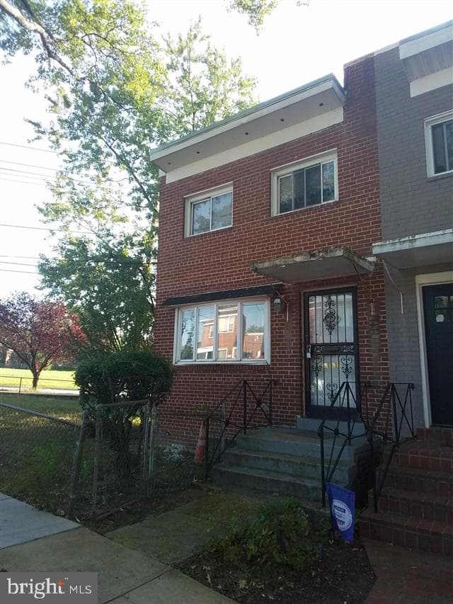 5047 13th Street NE, Washington