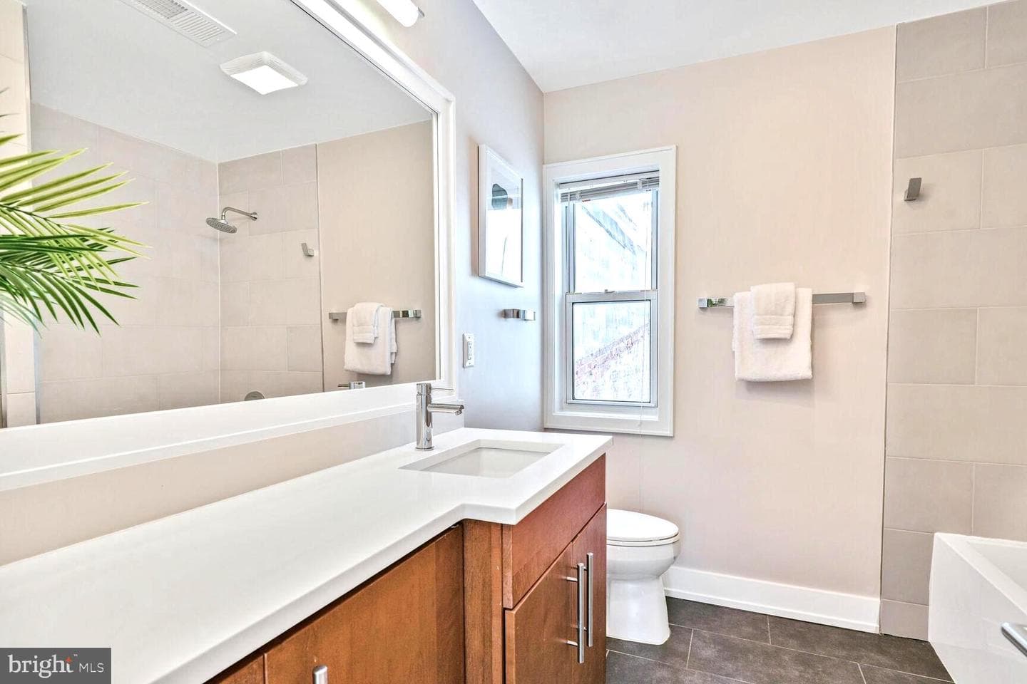 2515 17th Street NW #5 photo 10