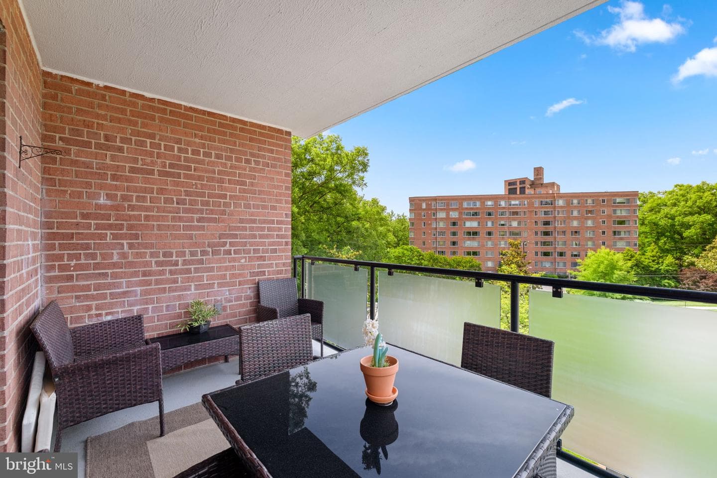 4201 Cathedral Avenue NW #415e photo 34