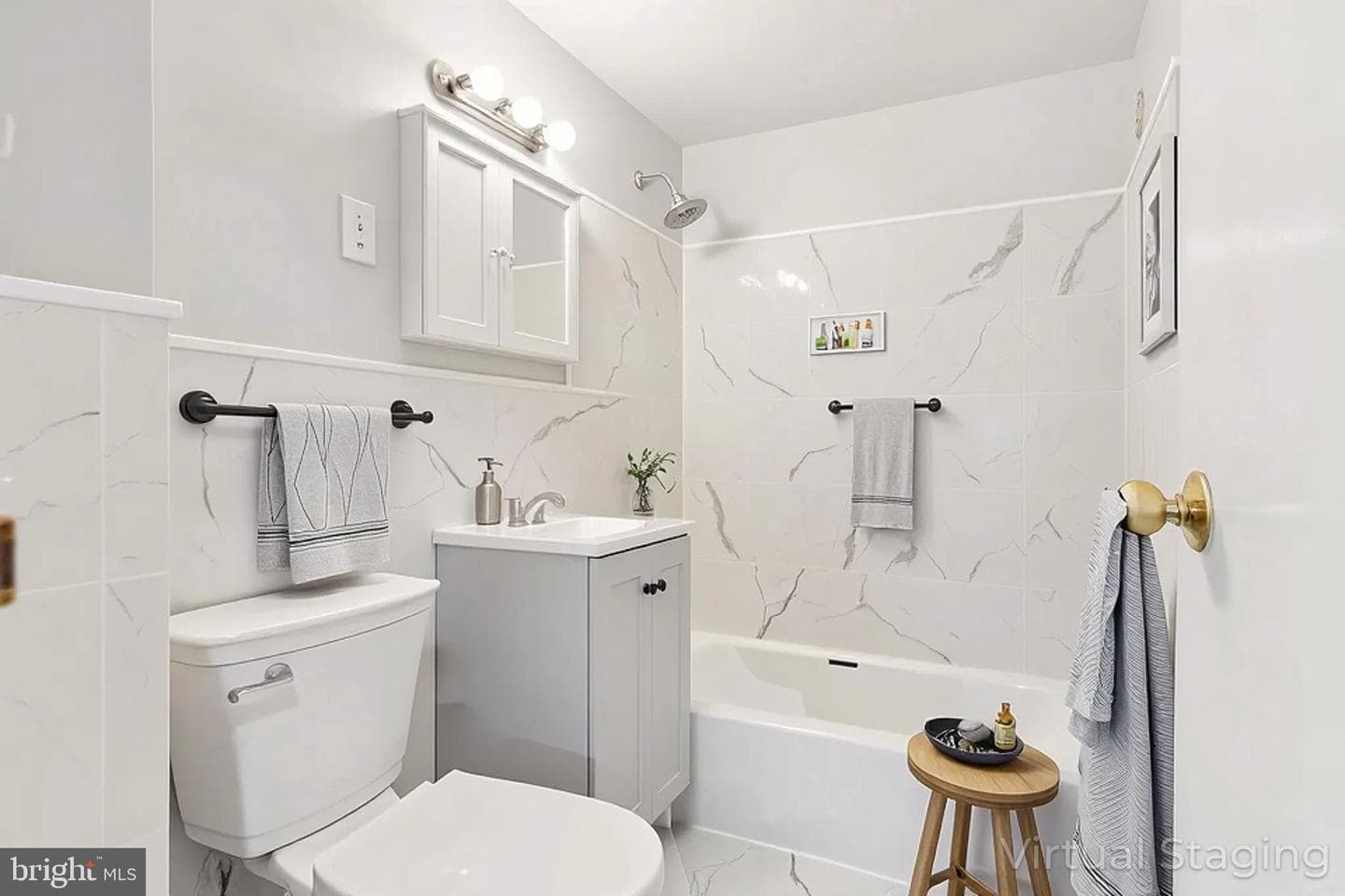 730 24th Street NW #321 photo 4