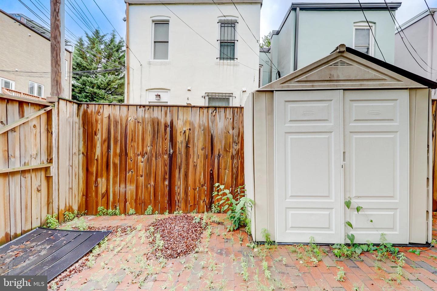 1307 Emerald Street NE photo 20