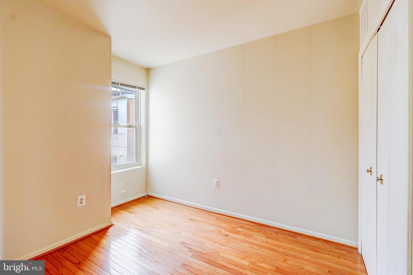 1307 Emerald Street NE photo 22