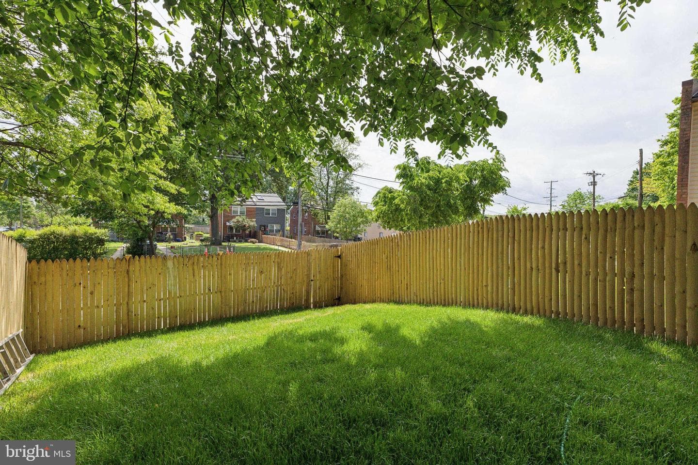 1344 Barnaby Terrace SE photo 24