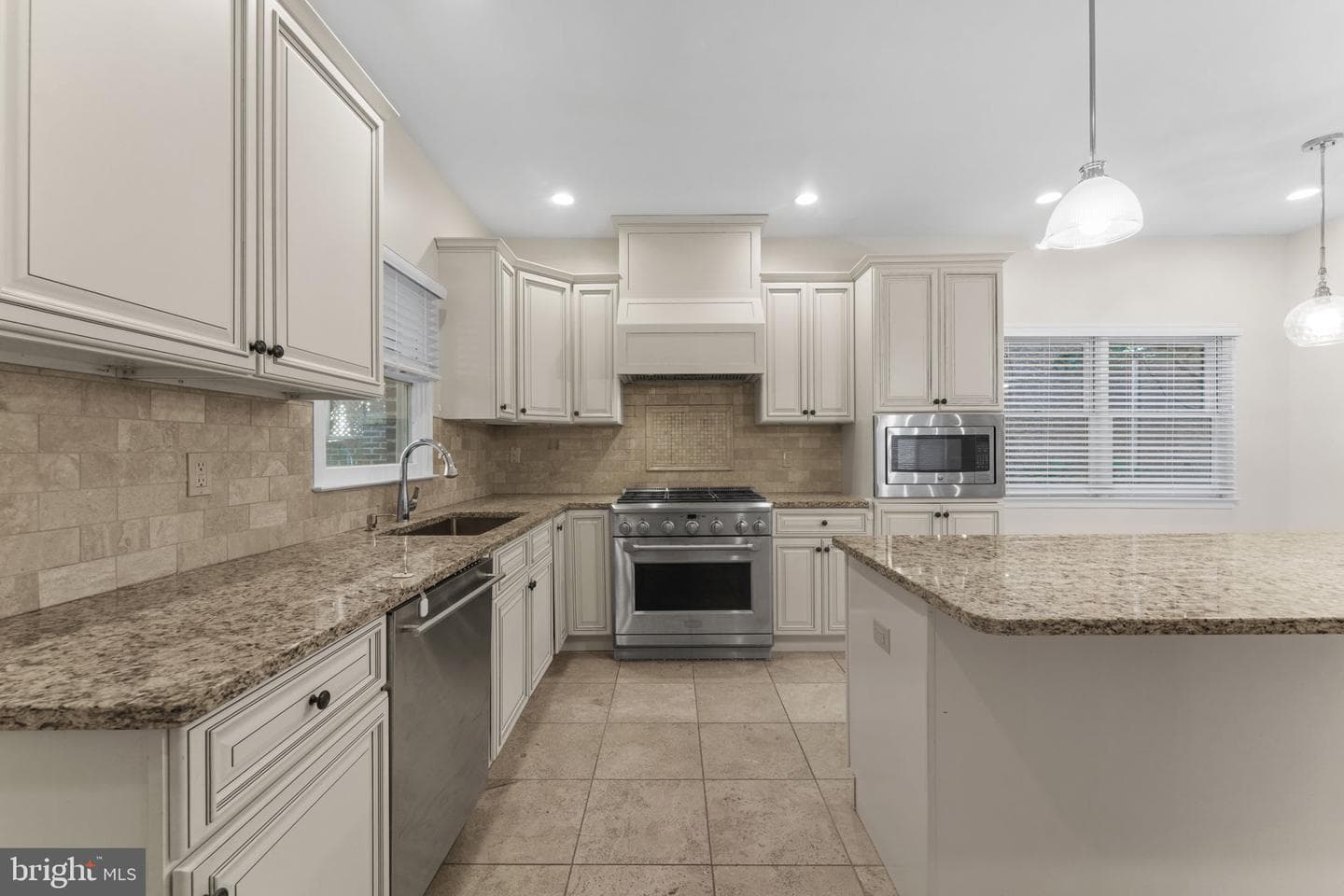 4477 Salem Lane NW photo 93