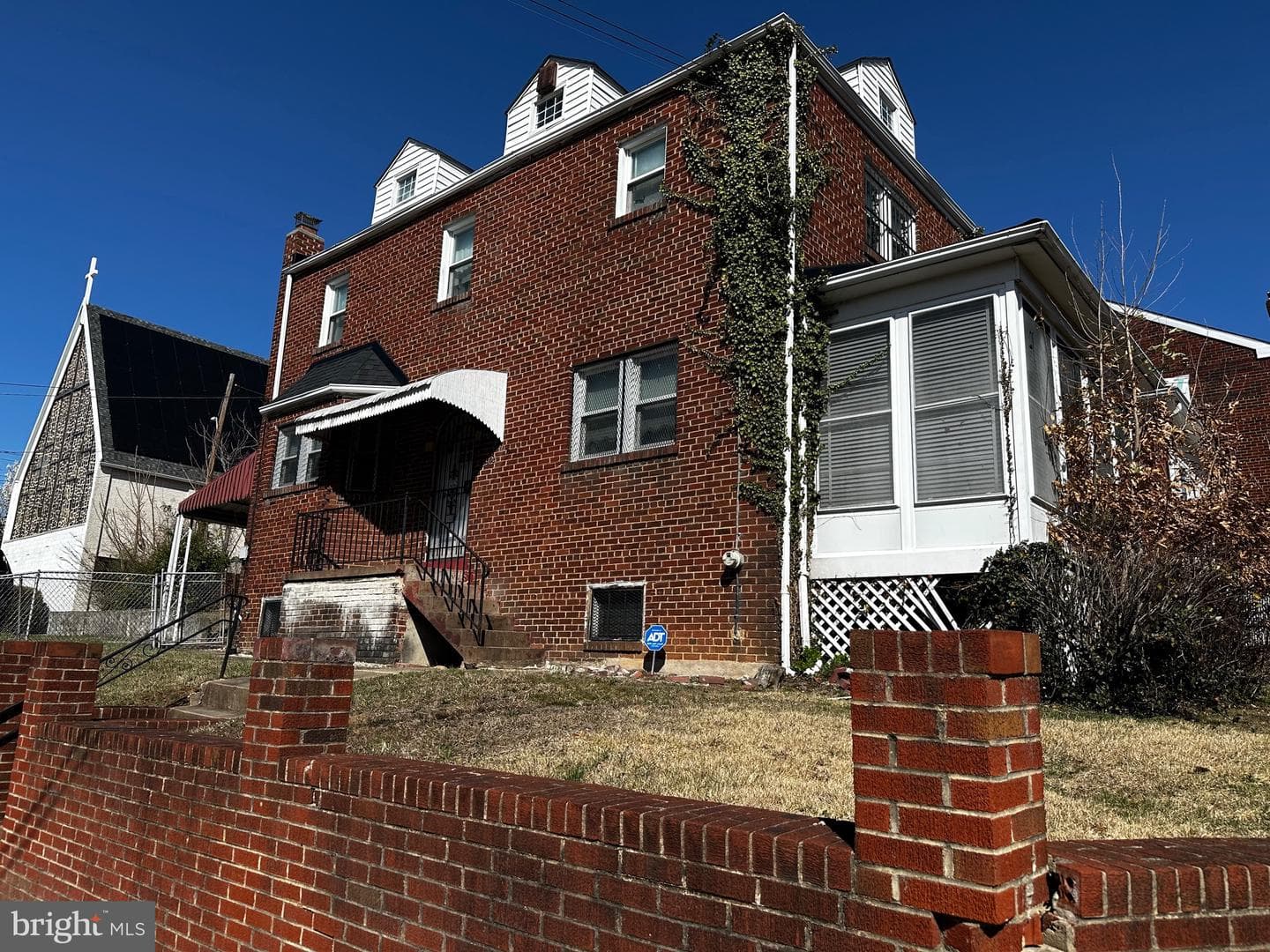 4924 Central Avenue NE photo 2