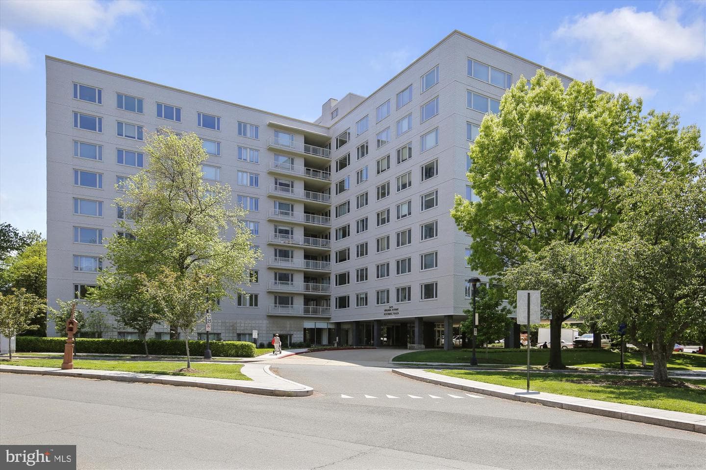 2475 Virginia Avenue NW #321