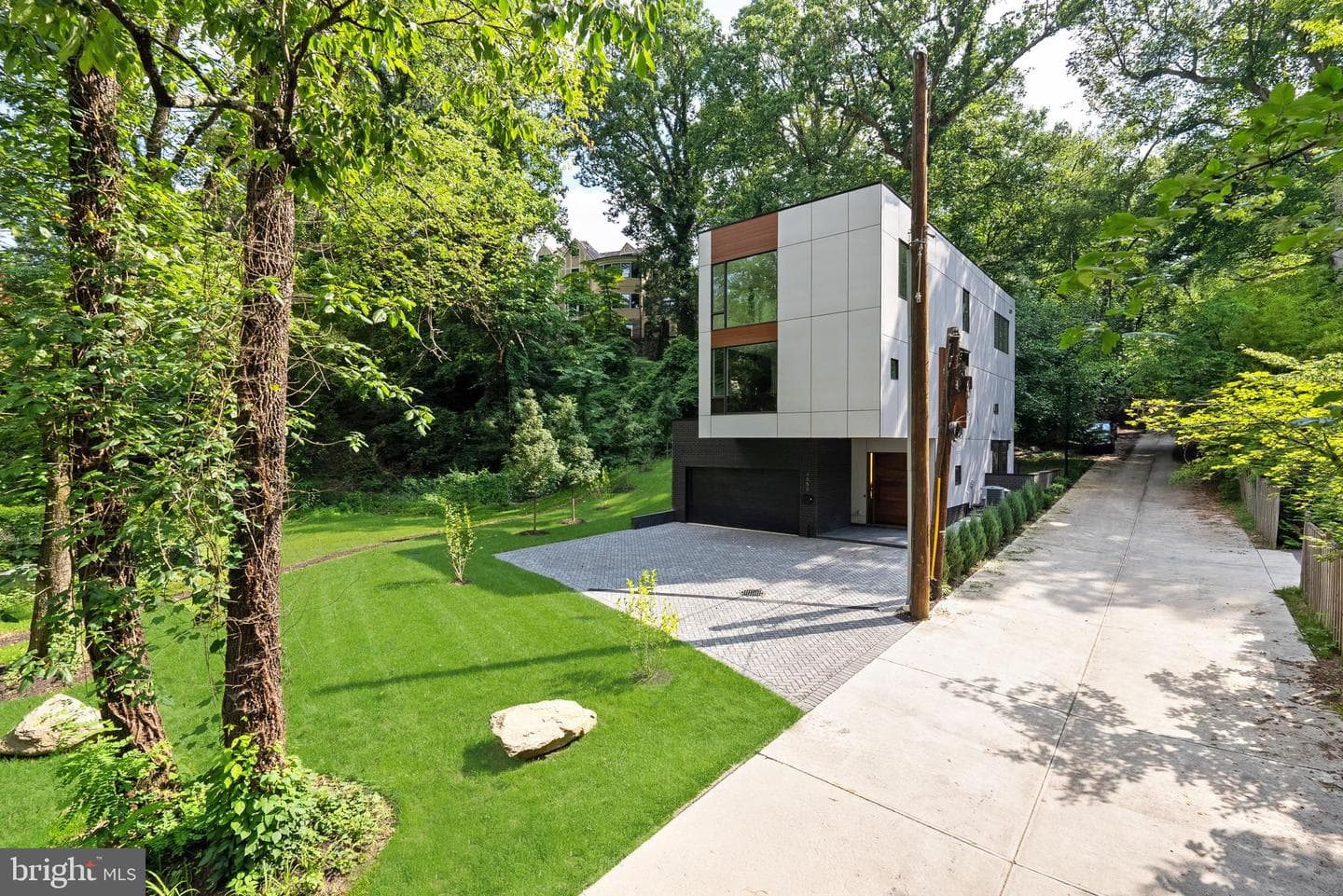 4656 Broad Branch Road NW photo 3
