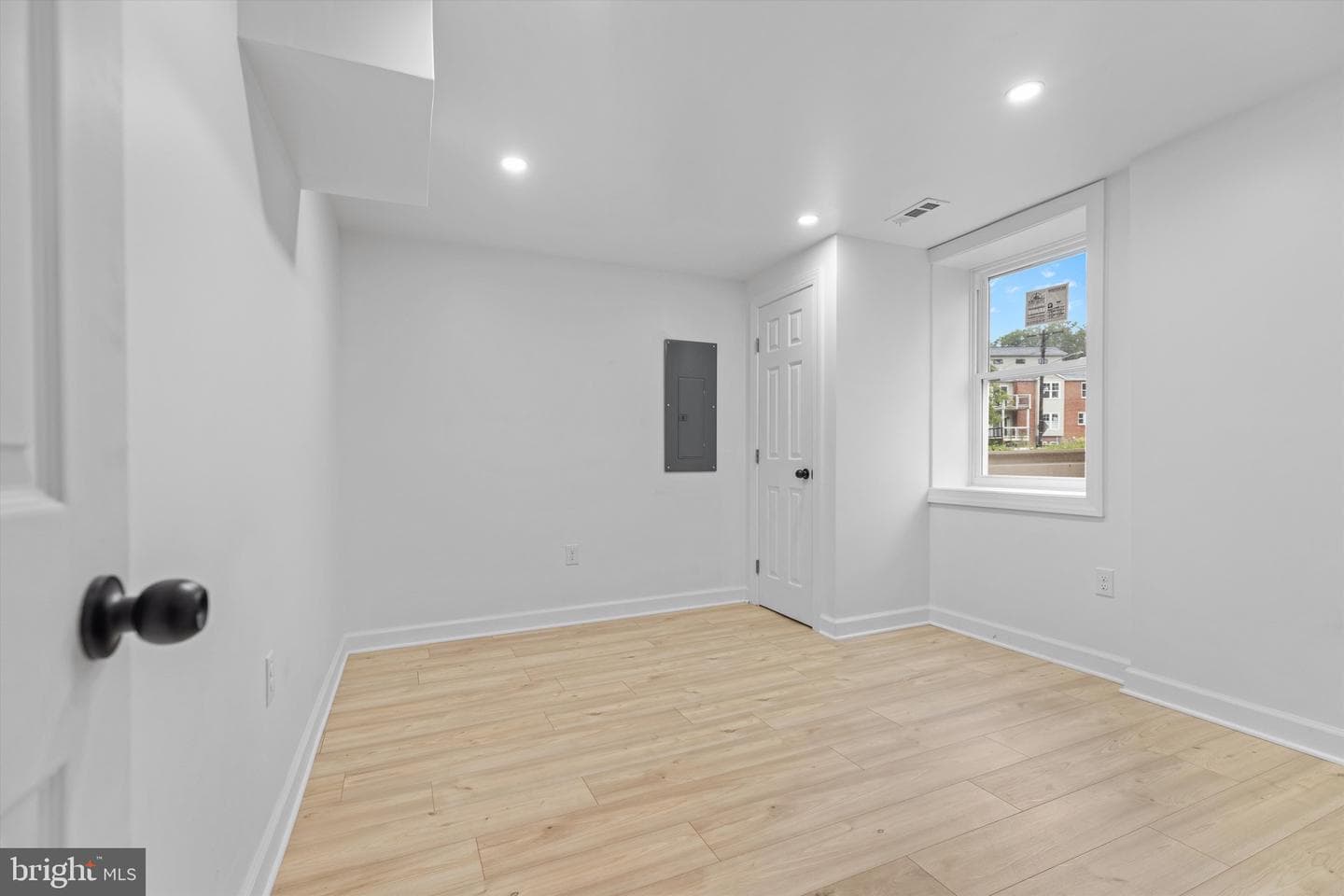 4320 Burns Street SE photo 30