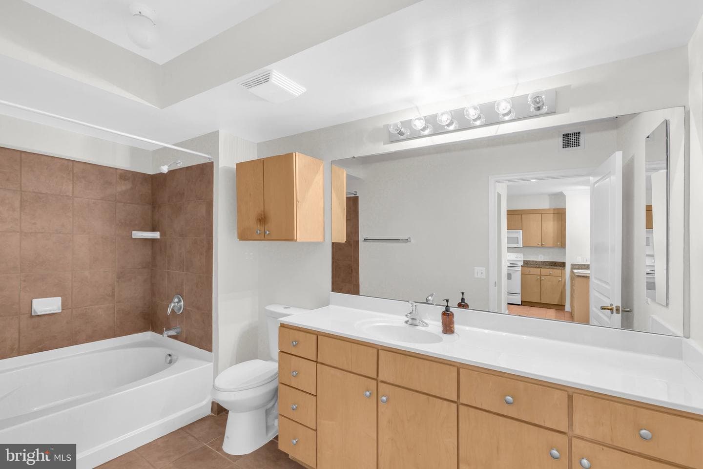 631 D Street NW #431 photo 16