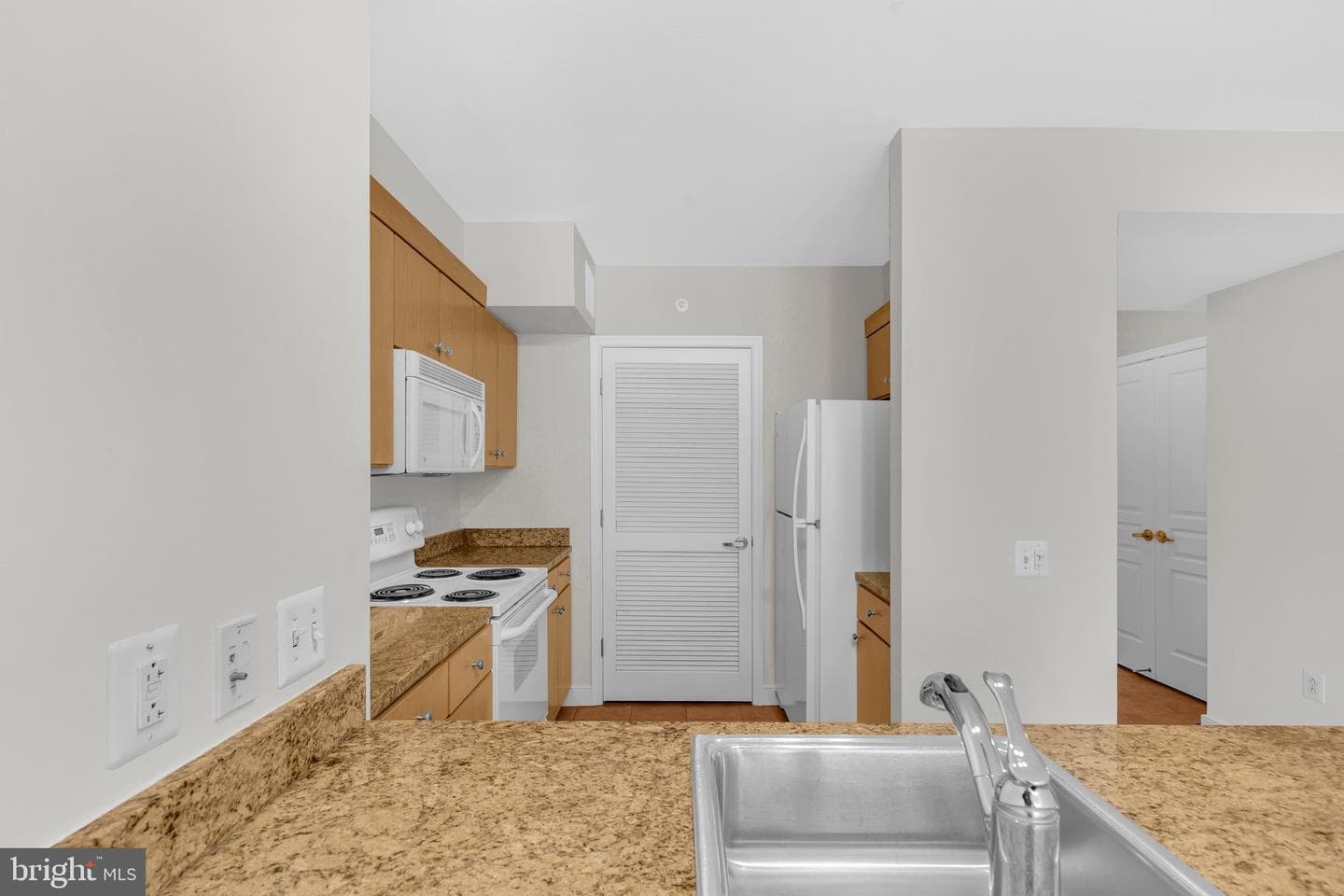 631 D Street NW #431 photo 8