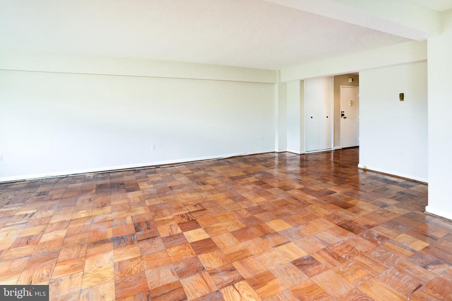 4201 Cathedral Avenue NW #1004e photo 12