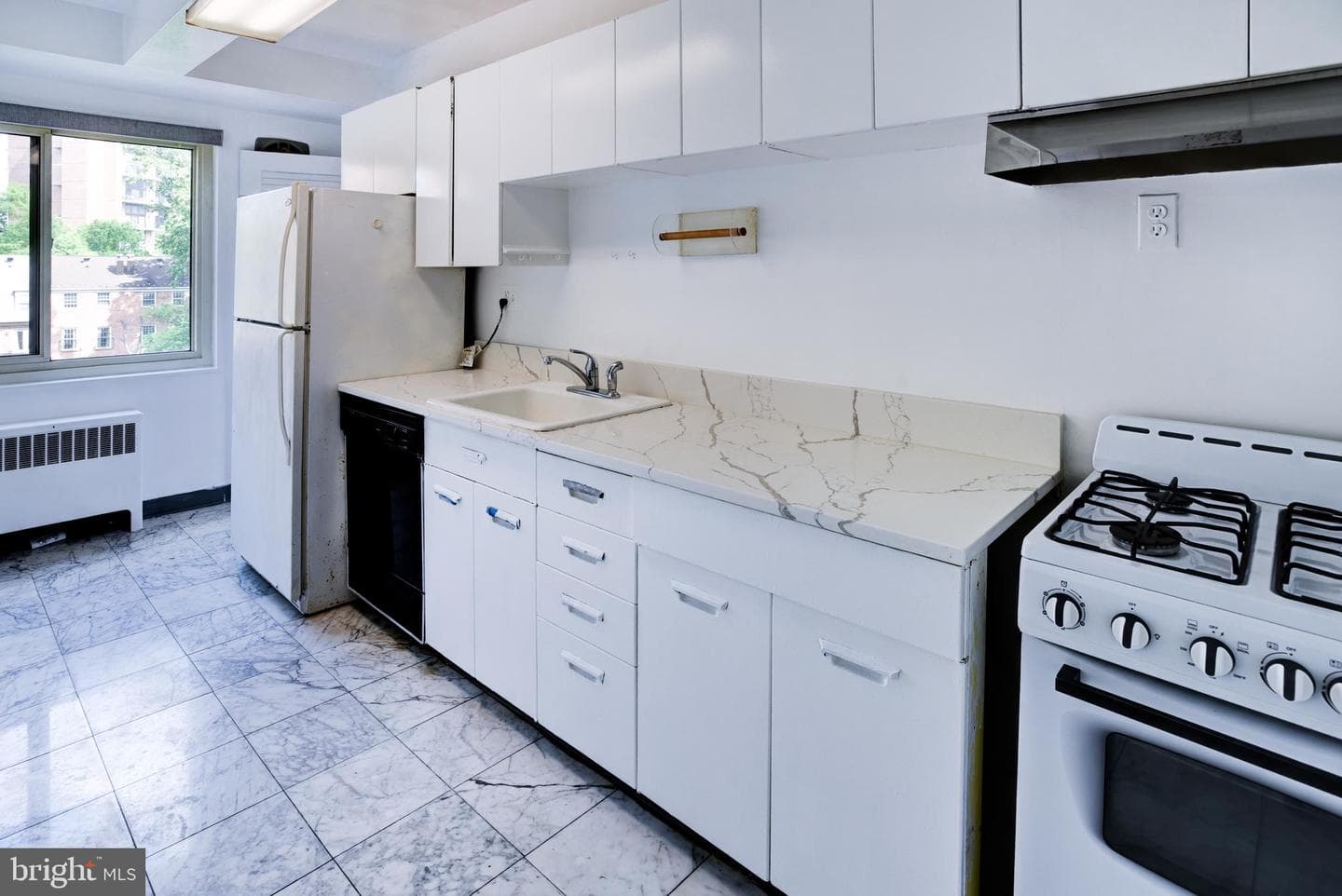 4201 Cathedral Avenue NW #1004e photo 25