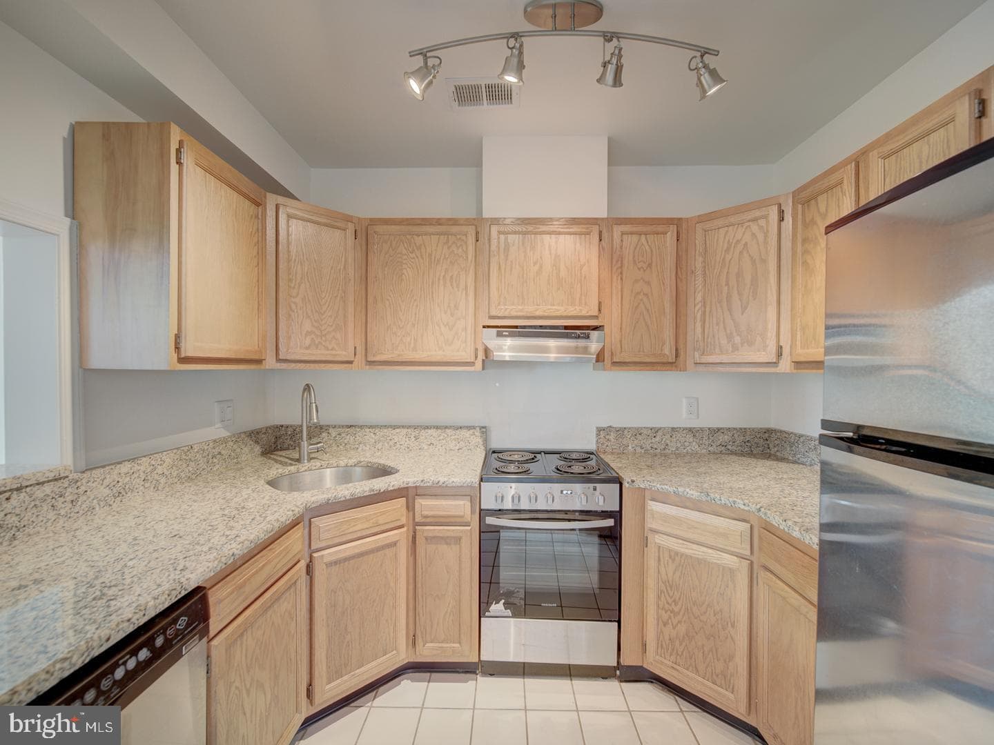 1812 Vernon Street NW #42 photo 21