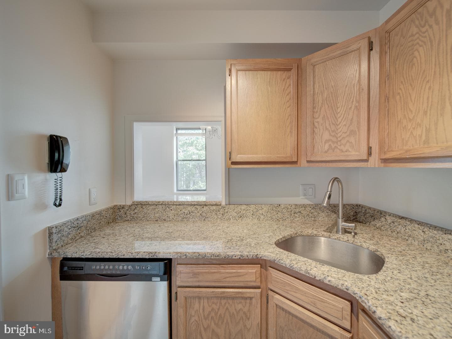 1812 Vernon Street NW #42 photo 24