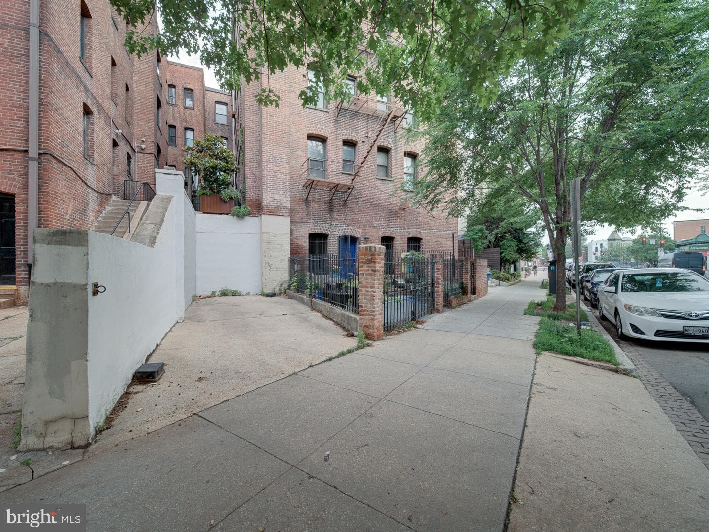 1812 Vernon Street NW #42 photo 29