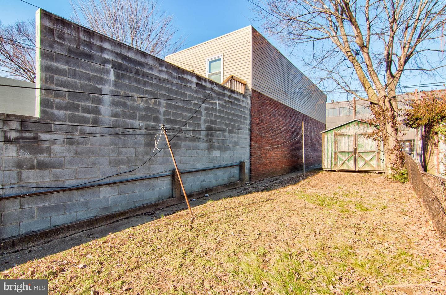 1646 Gales Street NE photo 7