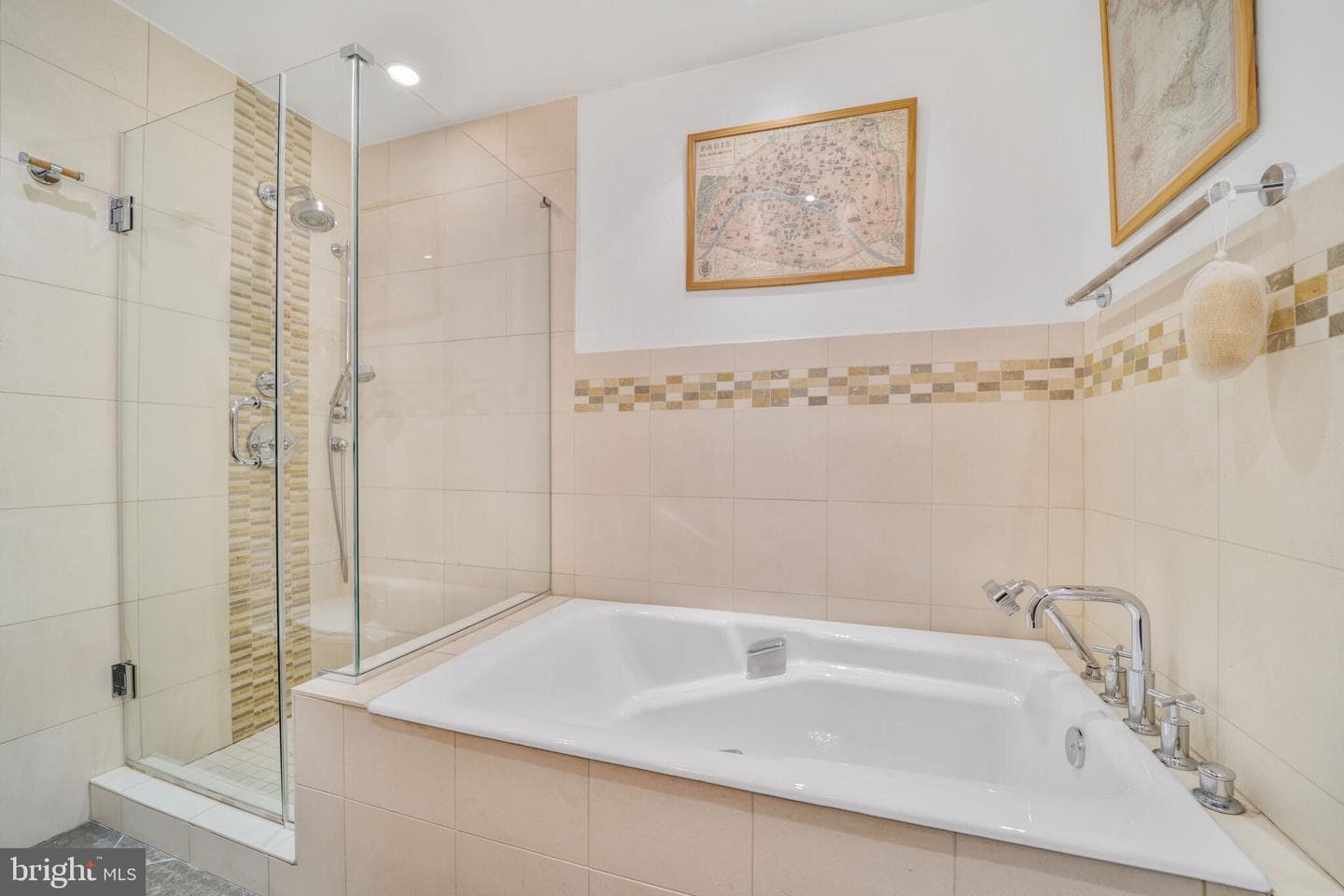 3927 Georgetown Court NW photo 22
