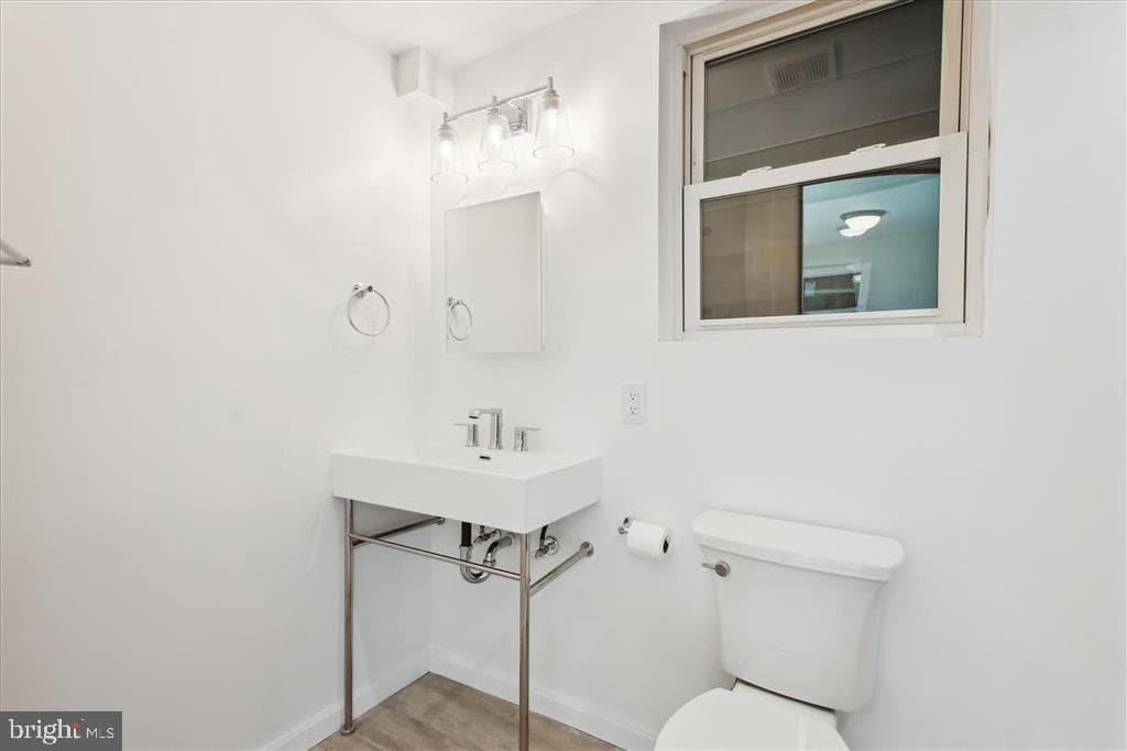 40 Bryant Street NW photo 14