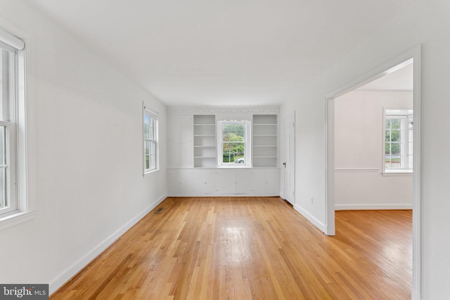 7052 31st Street NW photo 25